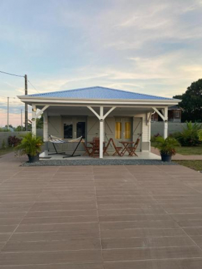 Les Terrasses de Vinty 3 villas autour d'une piscine